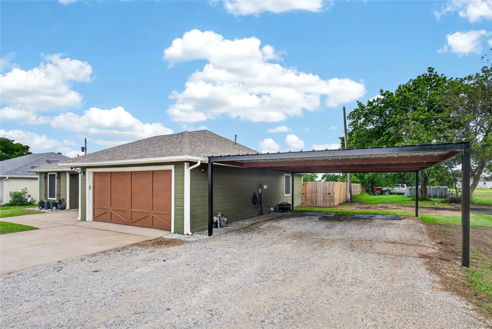 703 S College Street Celeste, TX 75423