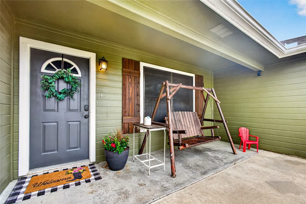 703 S College Street Celeste, TX 75423