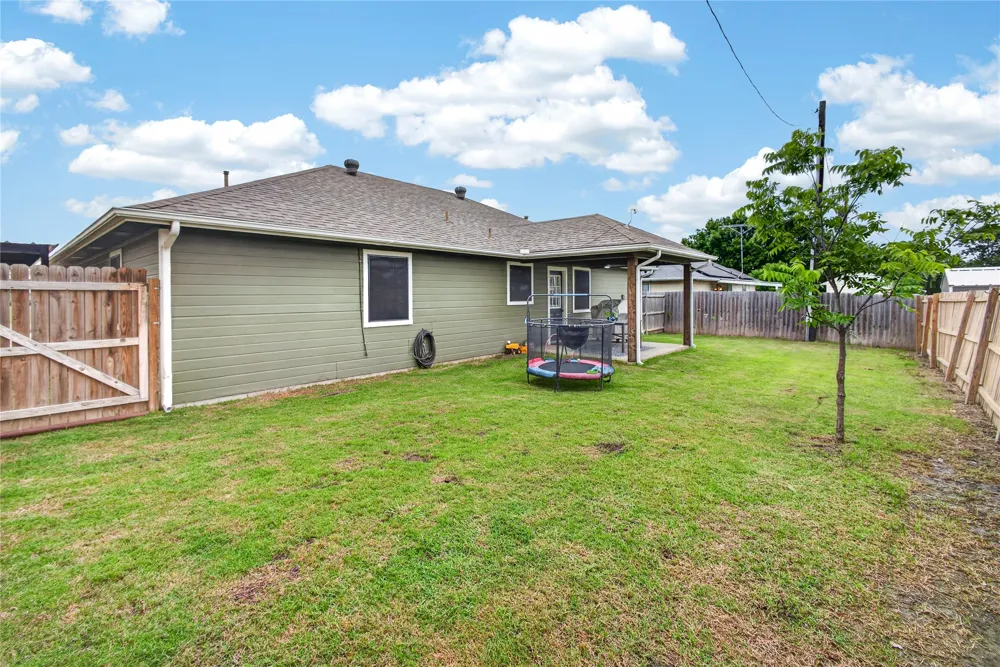 703 S College Street Celeste, TX 75423