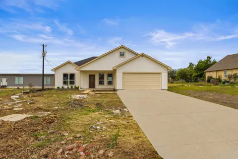 7074 NE County Rd 1050