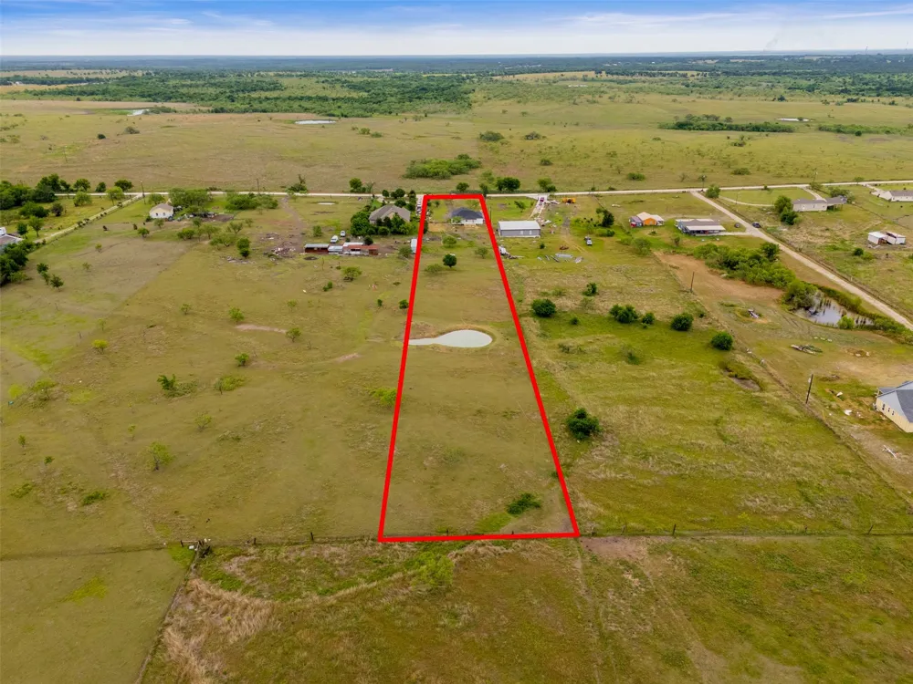 7074 NE County Rd 1050 Rice, TX 75155