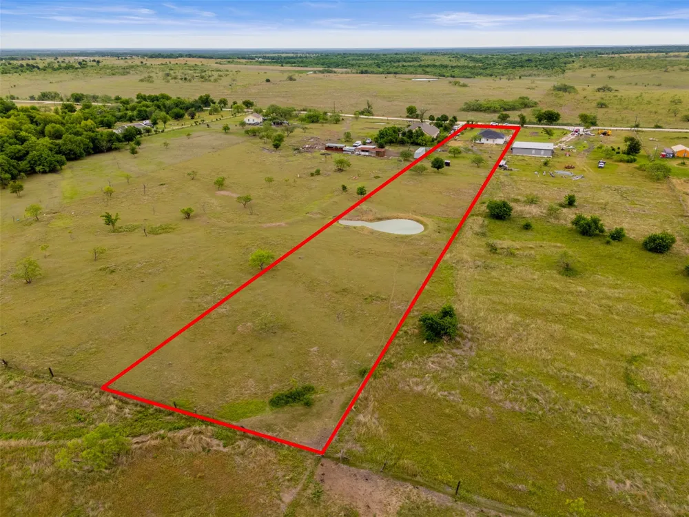 7074 NE County Rd 1050 Rice, TX 75155
