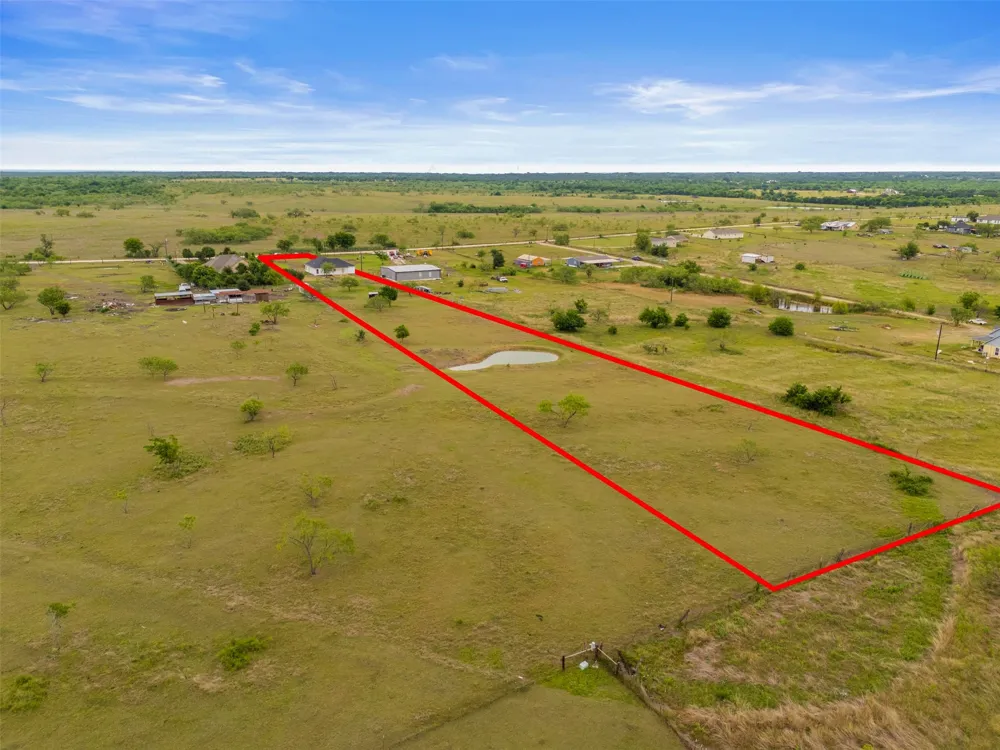 7074 NE County Rd 1050 Rice, TX 75155