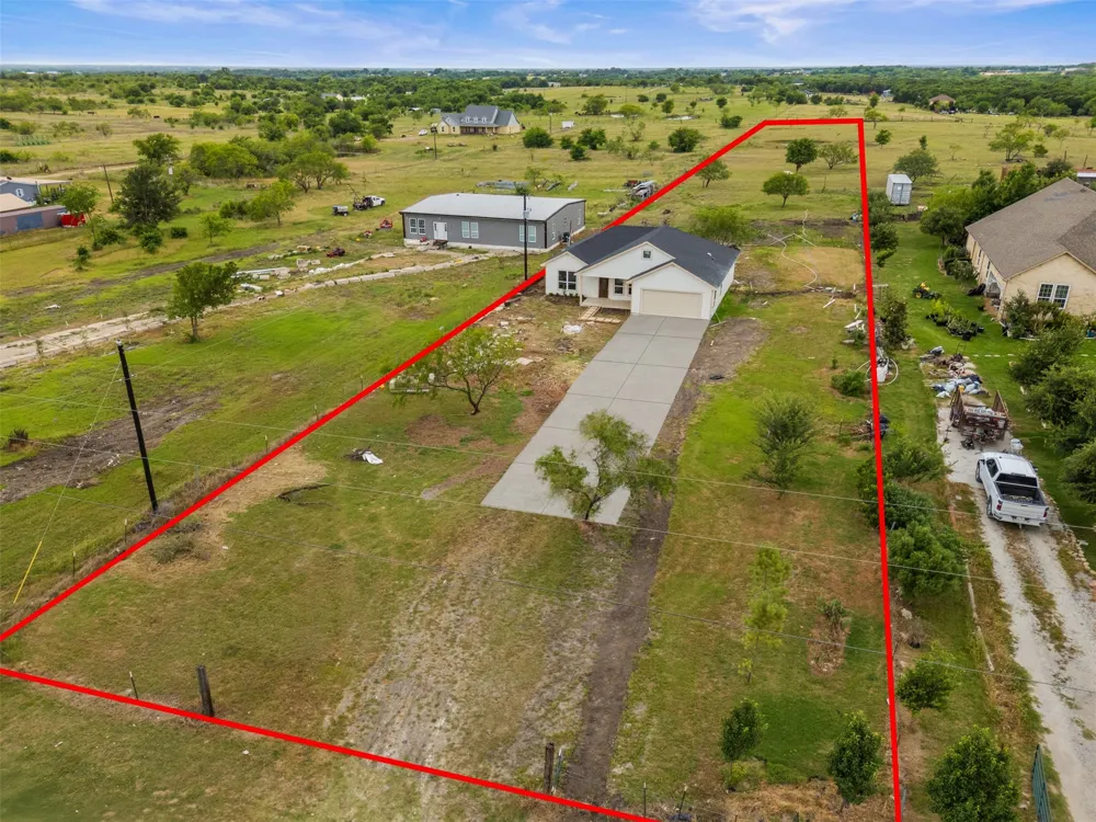 7074 NE County Rd 1050 Rice, TX 75155