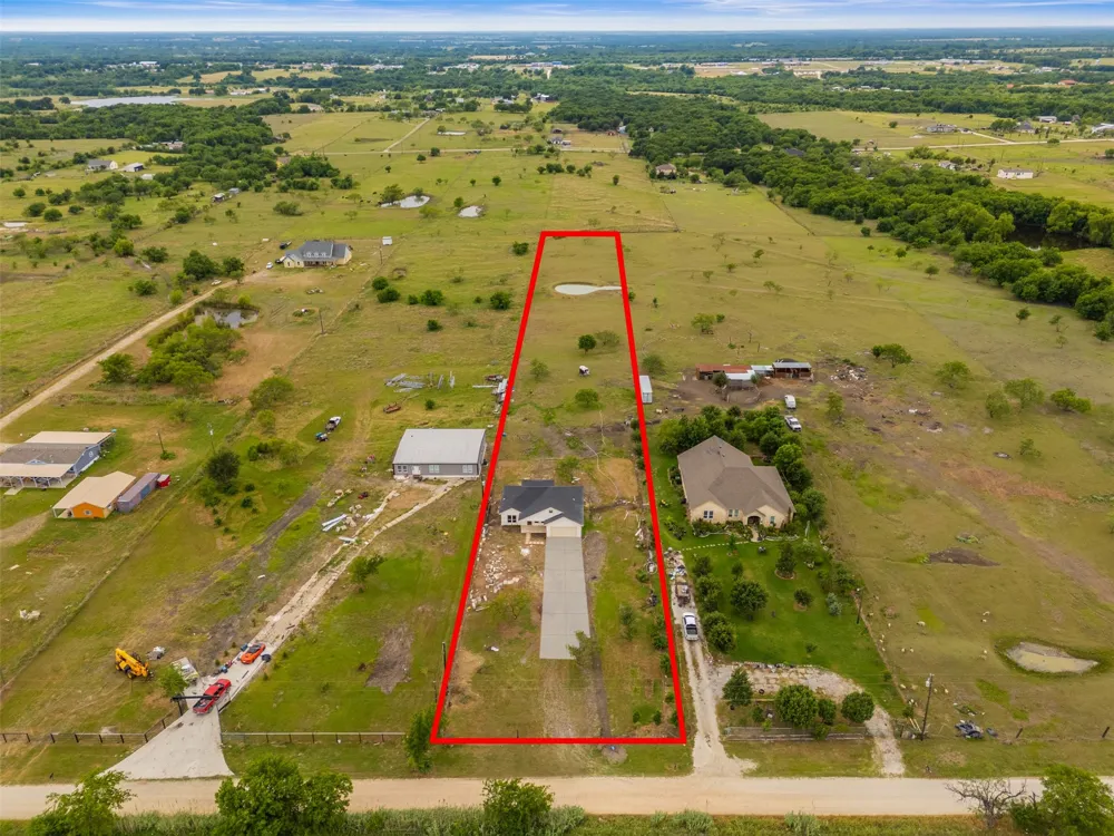 7074 NE County Rd 1050 Rice, TX 75155