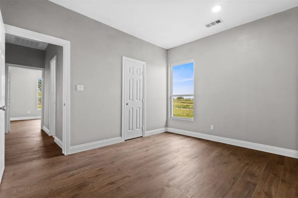 7074 NE County Rd 1050 Rice, TX 75155
