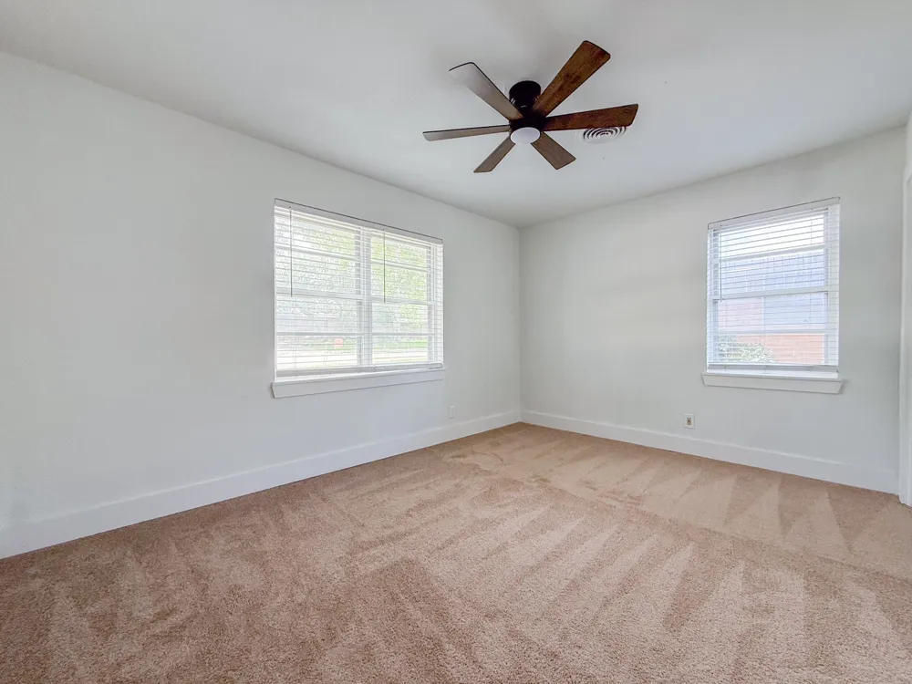 5808 Wales Avenue Fort Worth, TX 76133