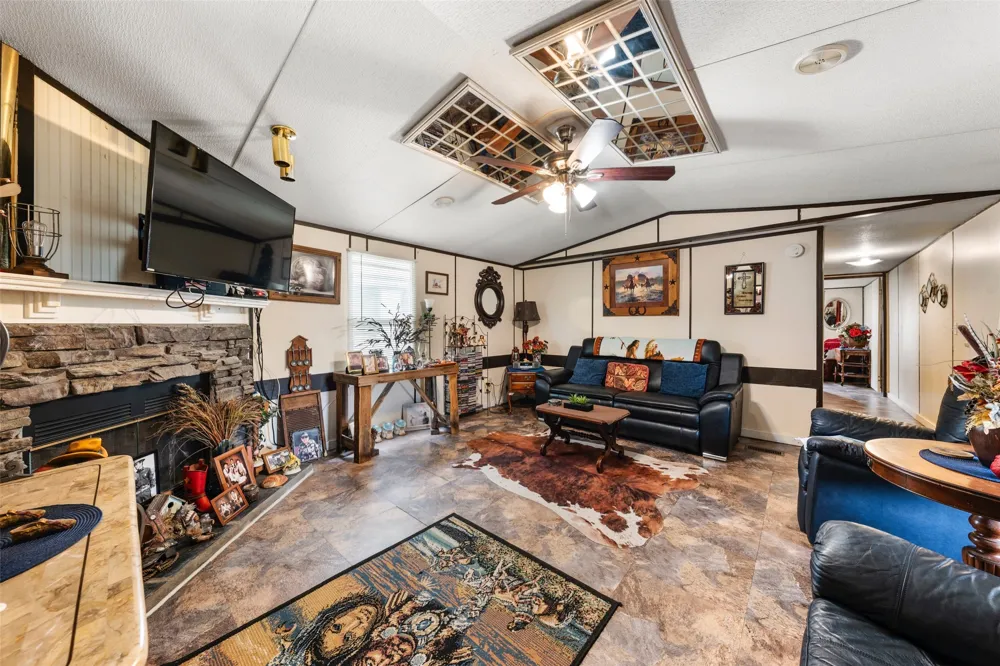 112 Woodlake Lane Axtell, TX 76624