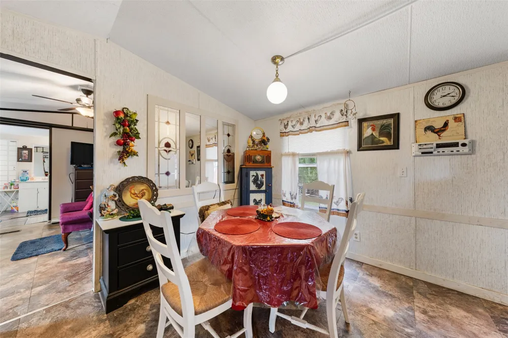 112 Woodlake Lane Axtell, TX 76624