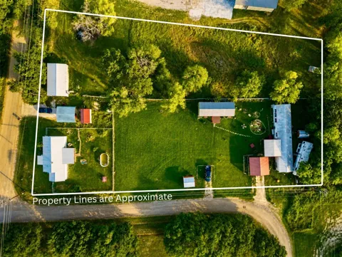 112 Woodlake Lane