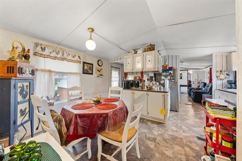 112 Woodlake Lane Axtell, TX 76624