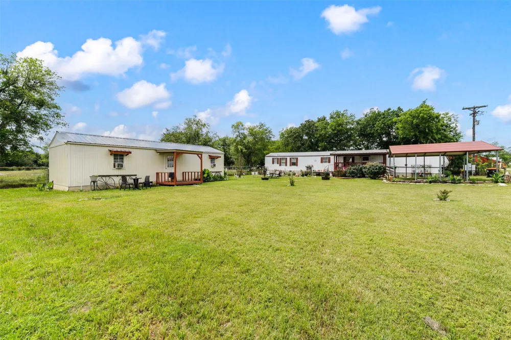 112 Woodlake Lane Axtell, TX 76624
