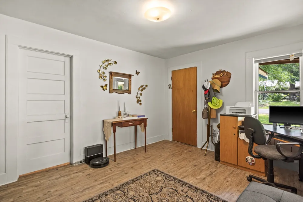 103 S Sun Camp Road White Oak, TX 75693