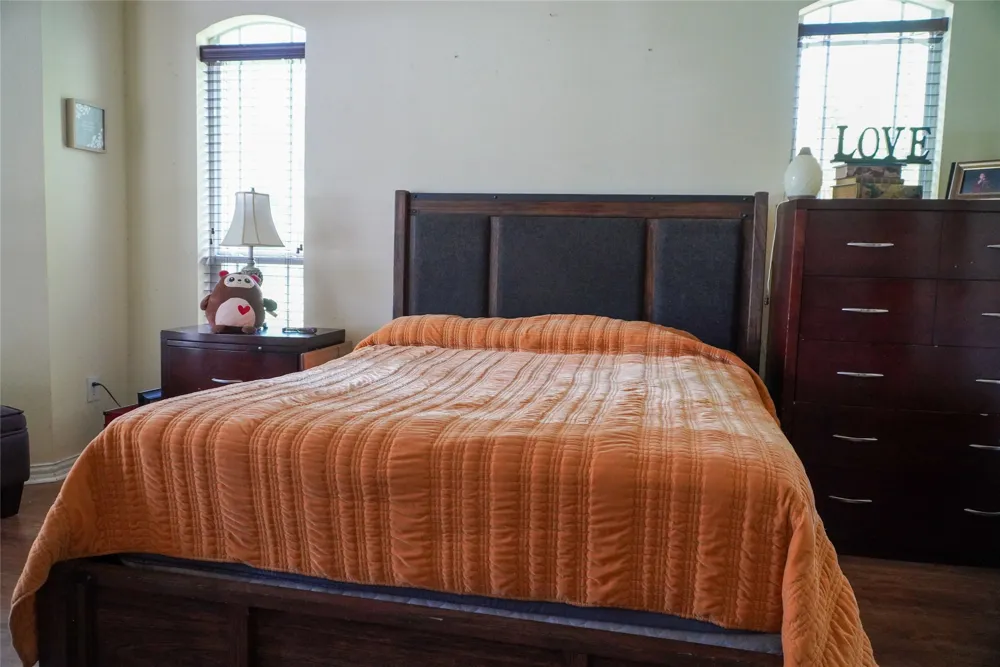 404 E Oakdale Street Keene, TX 76059