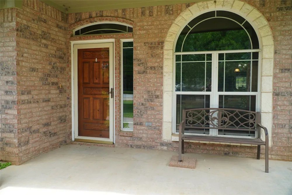 404 E Oakdale Street Keene, TX 76059