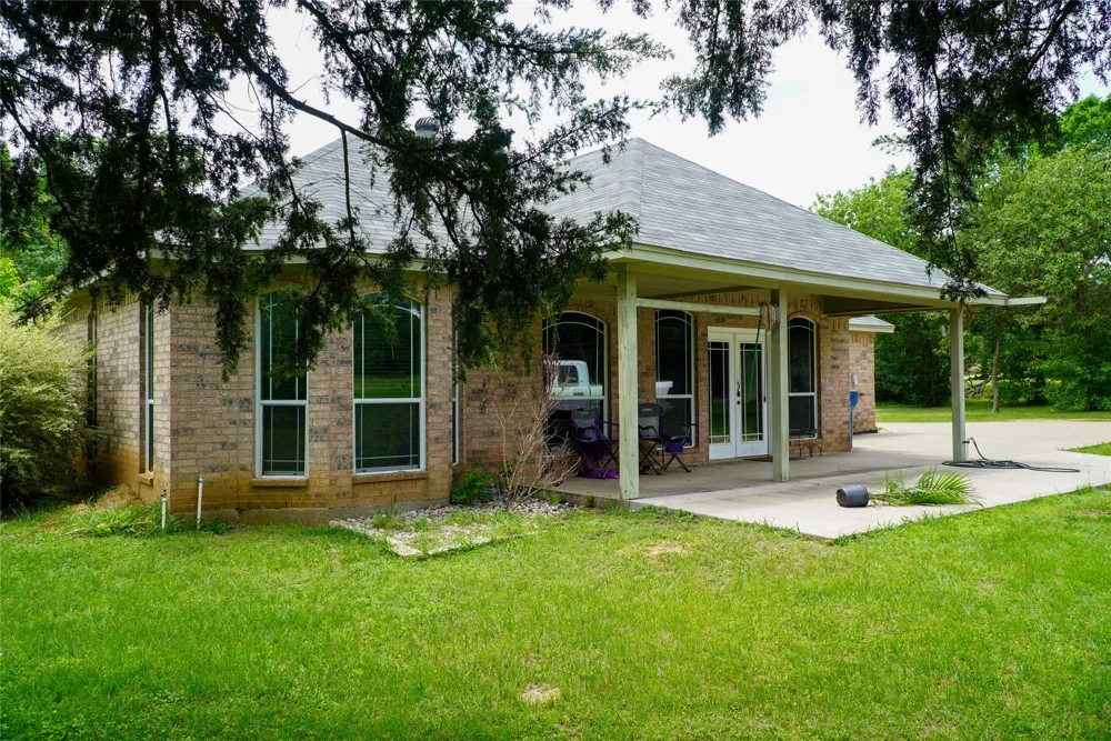 404 E Oakdale Street Keene, TX 76059