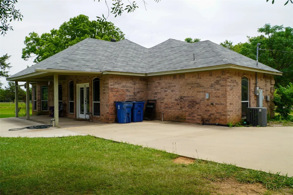 404 E Oakdale Street Keene, TX 76059