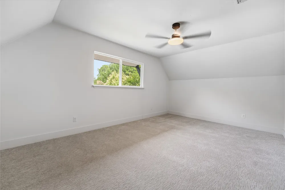 220 Robert Street Burleson, TX 76028
