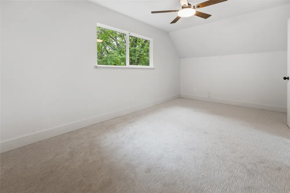 220 Robert Street Burleson, TX 76028