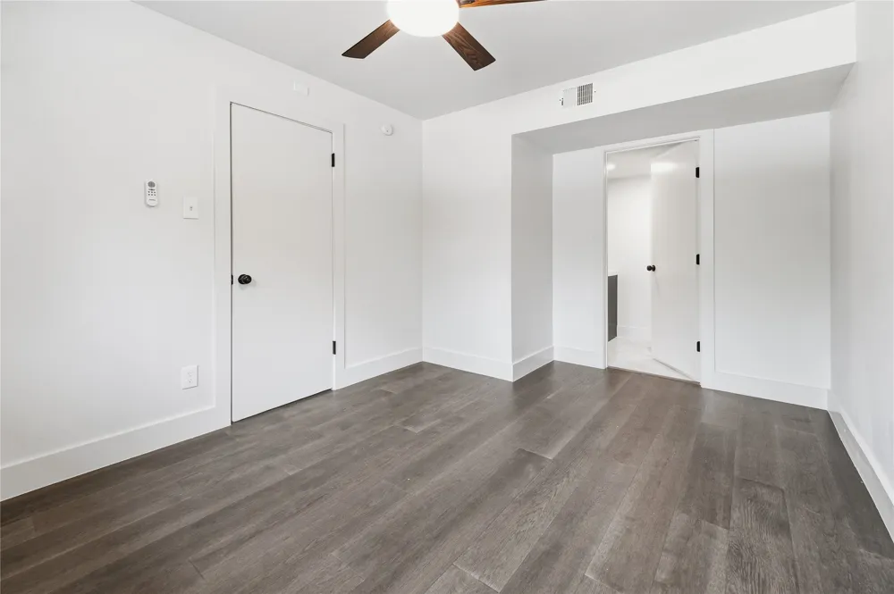 220 Robert Street Burleson, TX 76028
