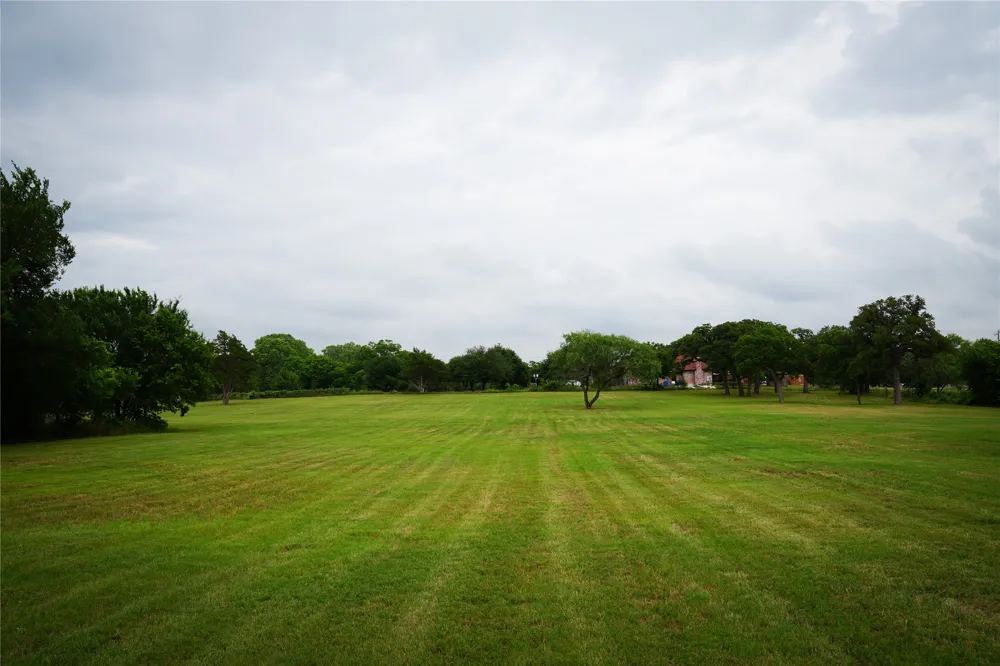 1555 S Burleson Boulevard Burleson, TX 76028