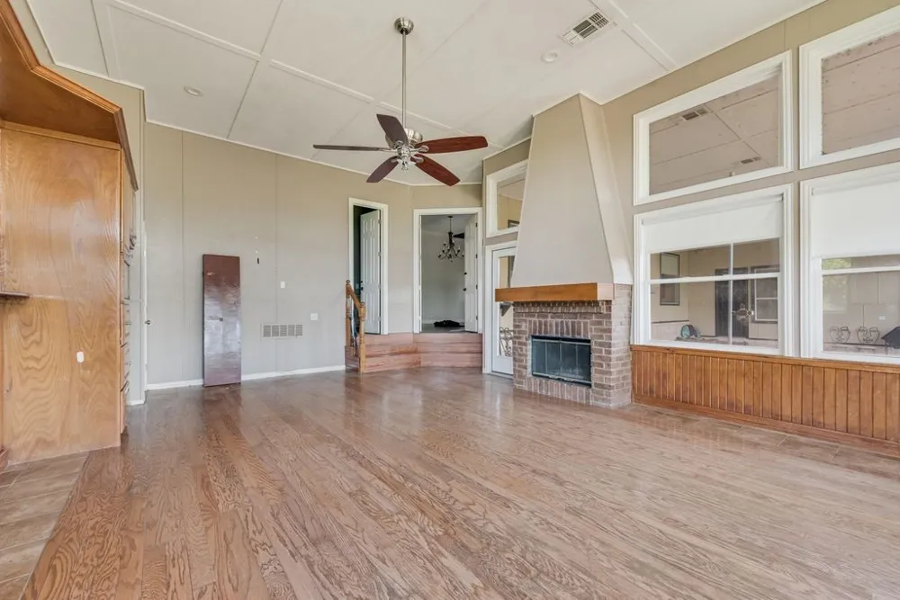 120 Chambers Drive Italy, TX 76651