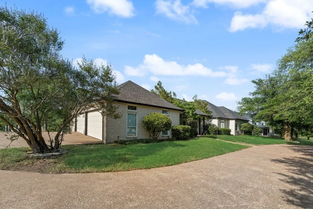 120 Chambers Drive Italy, TX 76651