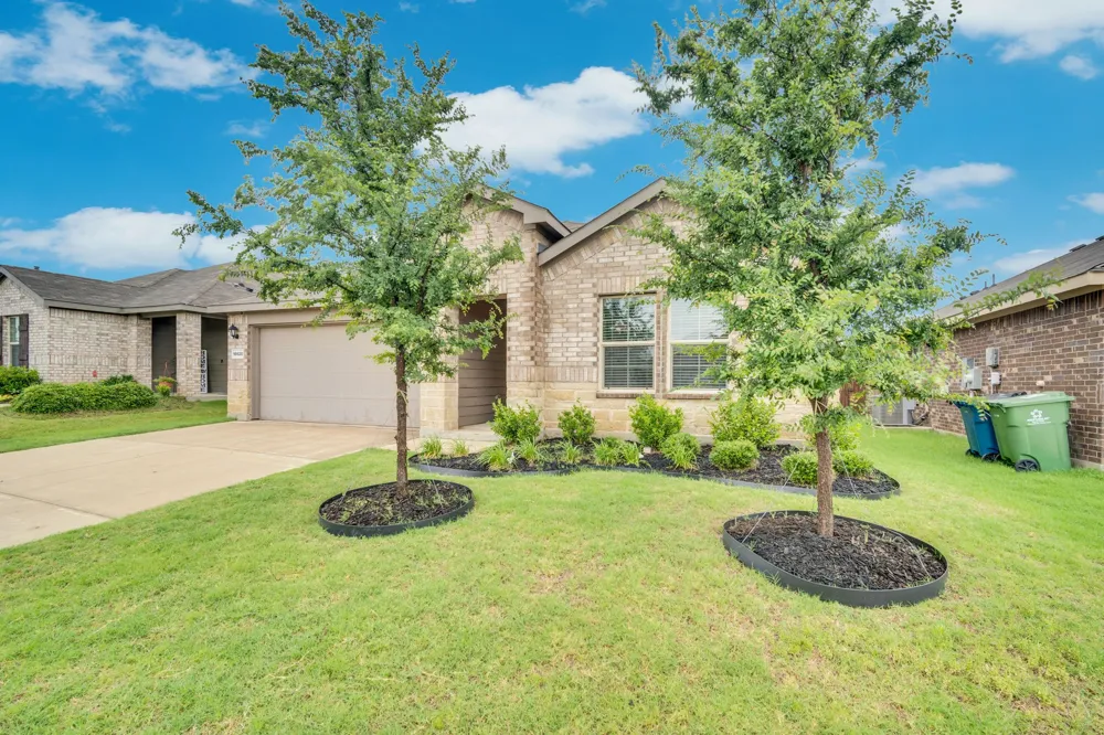 16620 Portage Street Justin, TX 76247
