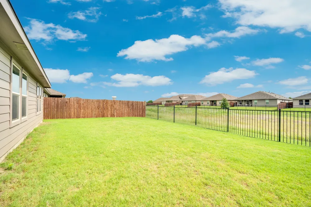 16620 Portage Street Justin, TX 76247
