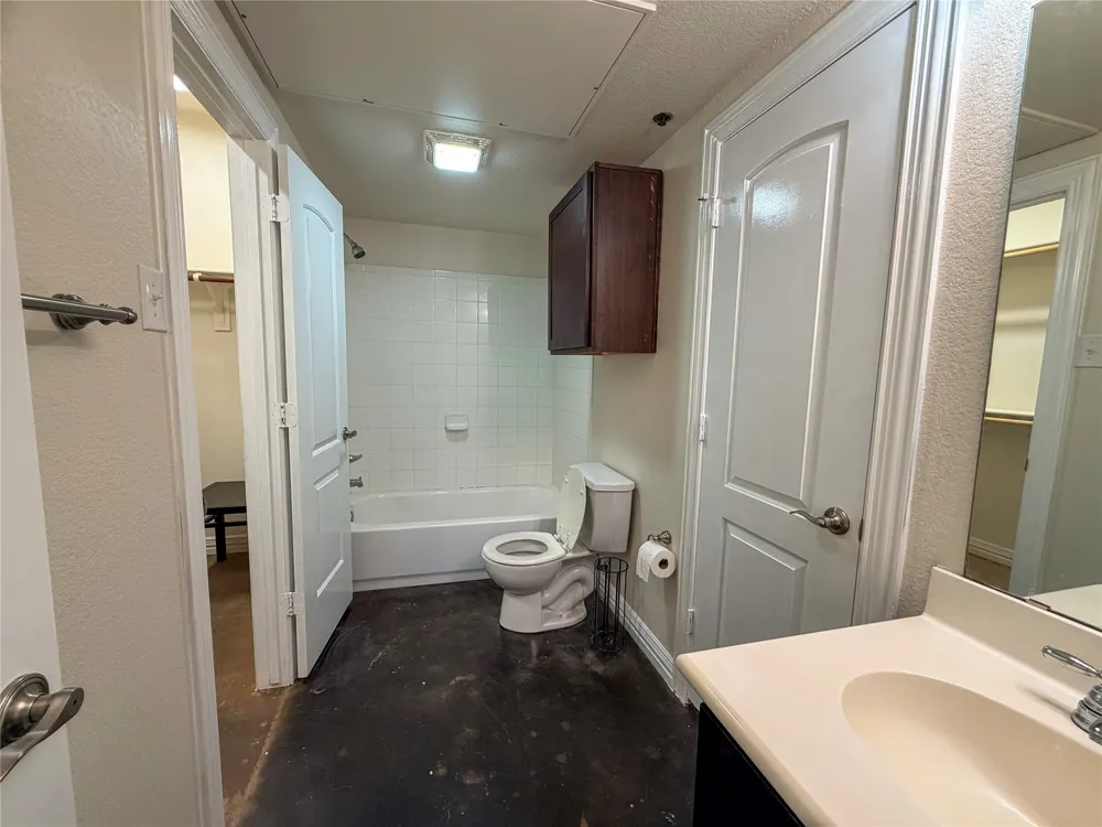 2410 S 2nd Street #1373 Waco, TX 76706