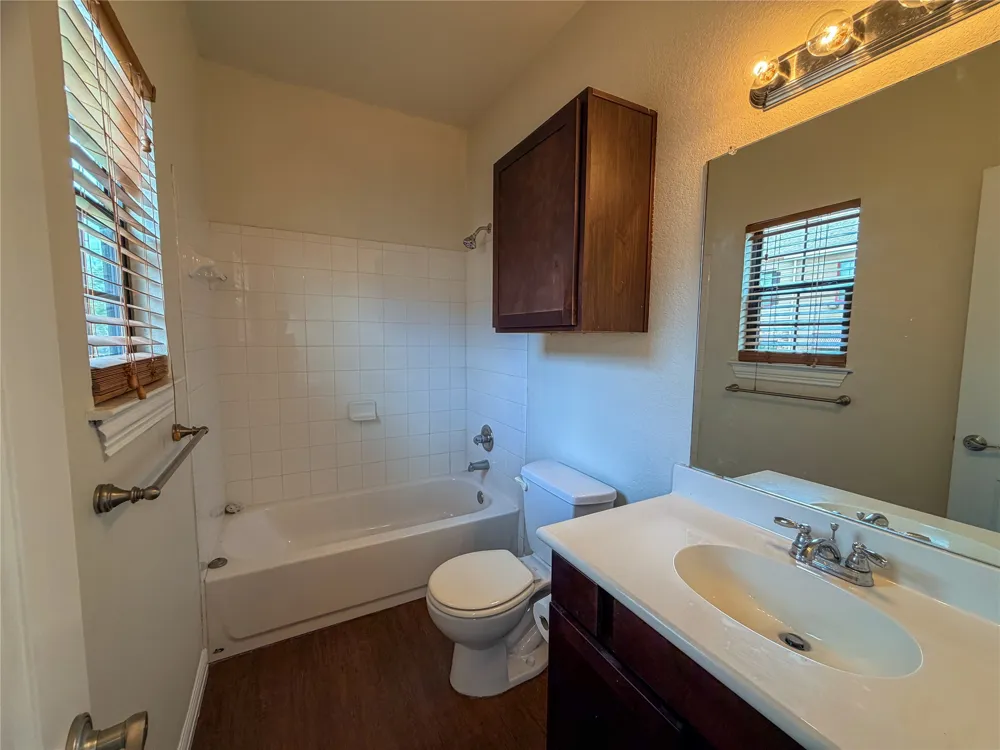 2410 S 2nd Street #1373 Waco, TX 76706