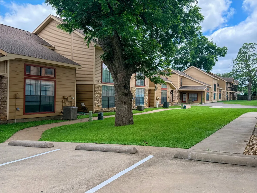 2410 S 2nd Street #1373 Waco, TX 76706