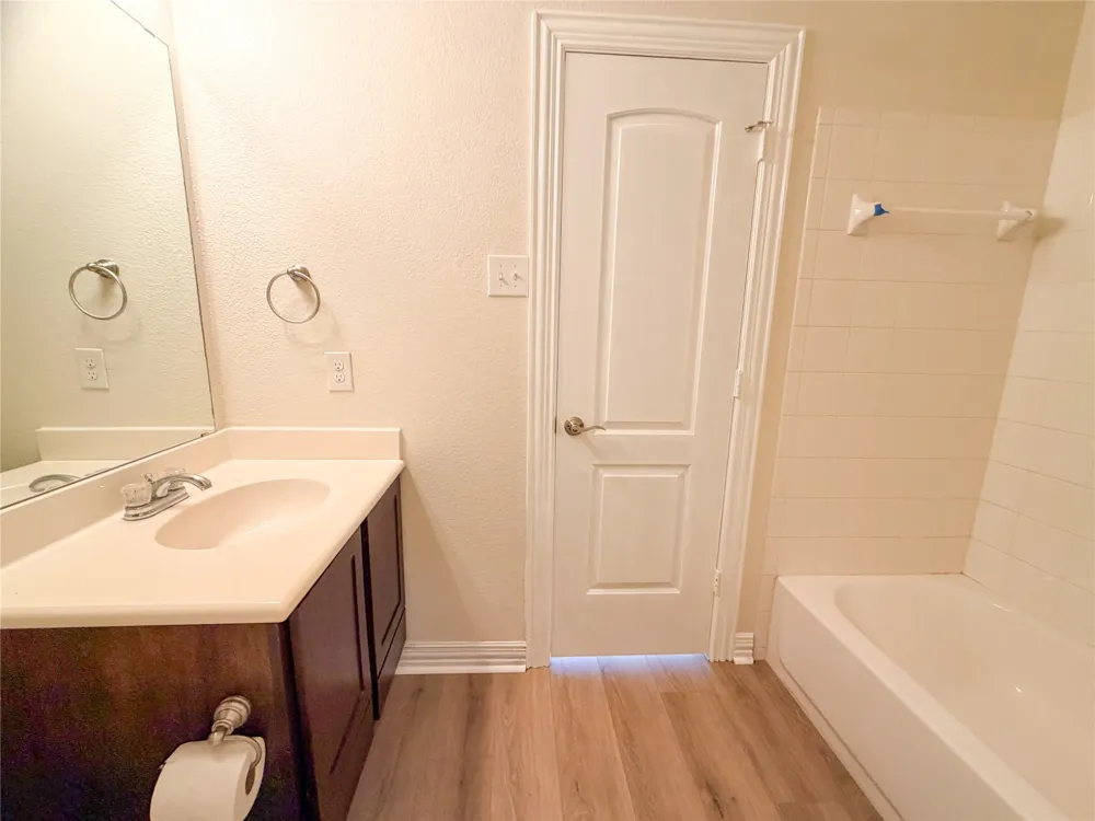2410 S 2nd Street #1373 Waco, TX 76706