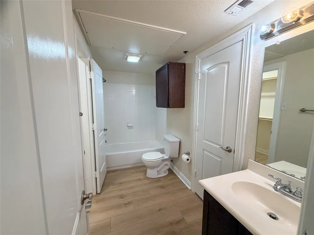 2410 S 2nd Street #1373 Waco, TX 76706