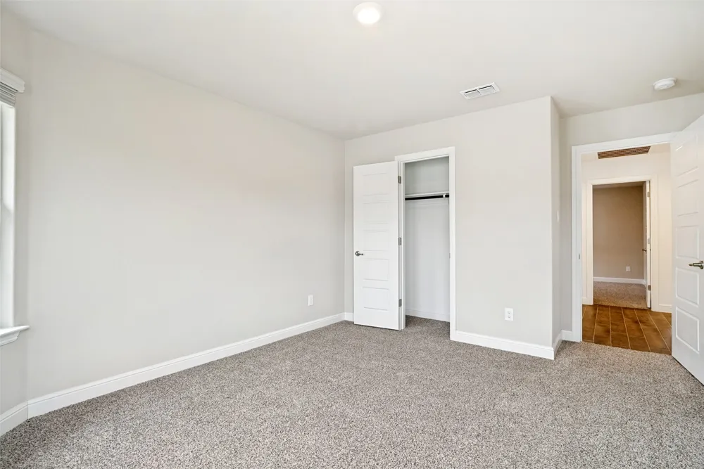 608 Breckenridge Park Drive Alvarado, TX 76009