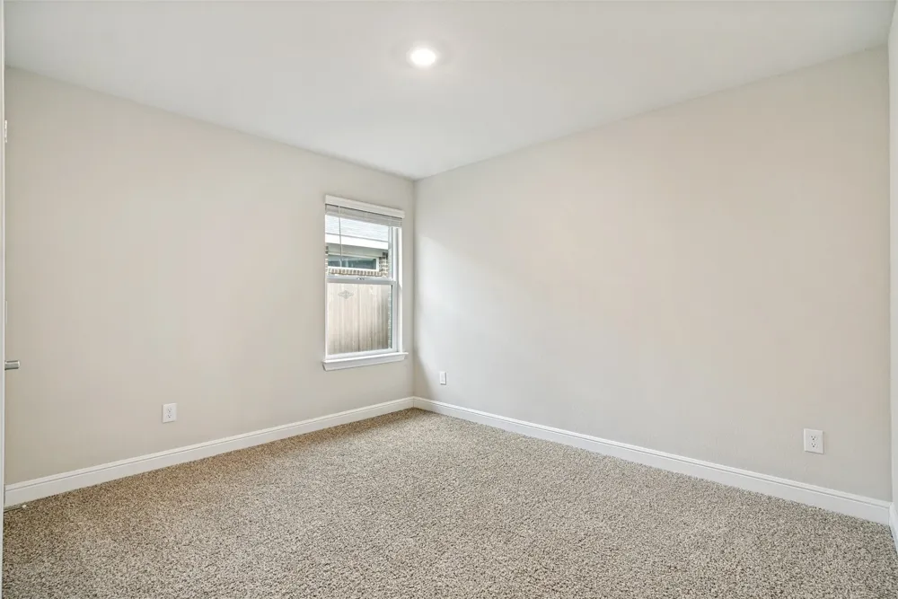 608 Breckenridge Park Drive Alvarado, TX 76009