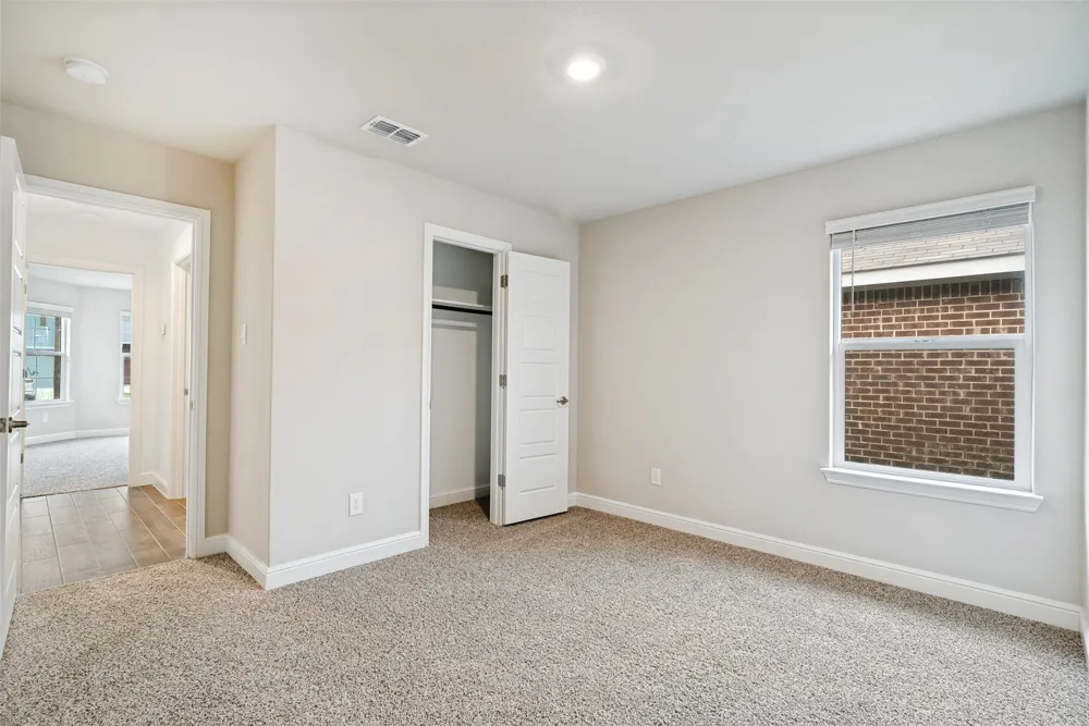 608 Breckenridge Park Drive Alvarado, TX 76009