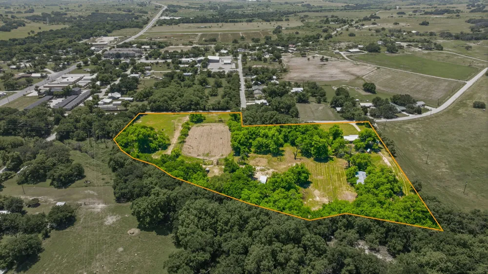 1105 Indian Creek Drive Comanche, TX 76442