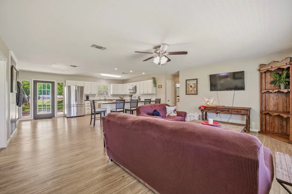 1105 Indian Creek Drive Comanche, TX 76442