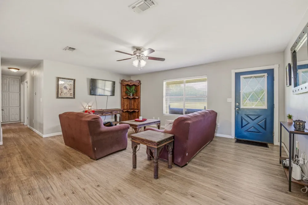 1105 Indian Creek Drive Comanche, TX 76442