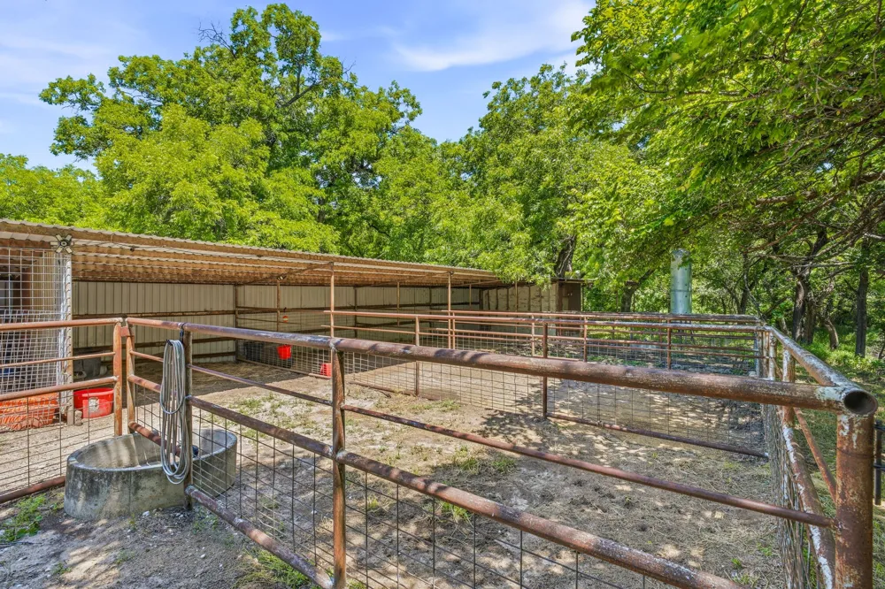1105 Indian Creek Drive Comanche, TX 76442