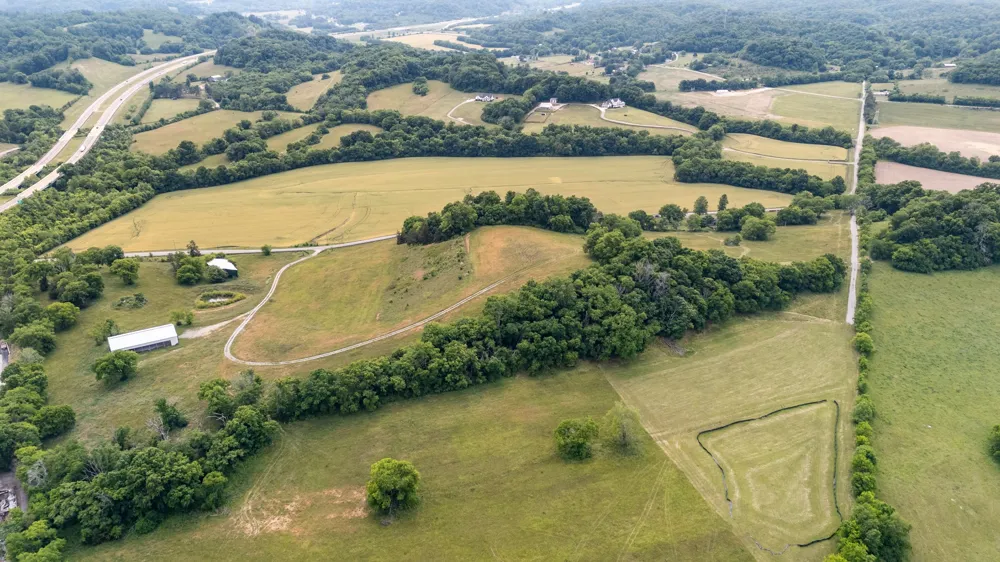 1924 Thompson Station Rd W Thompsons Station, TN 37179