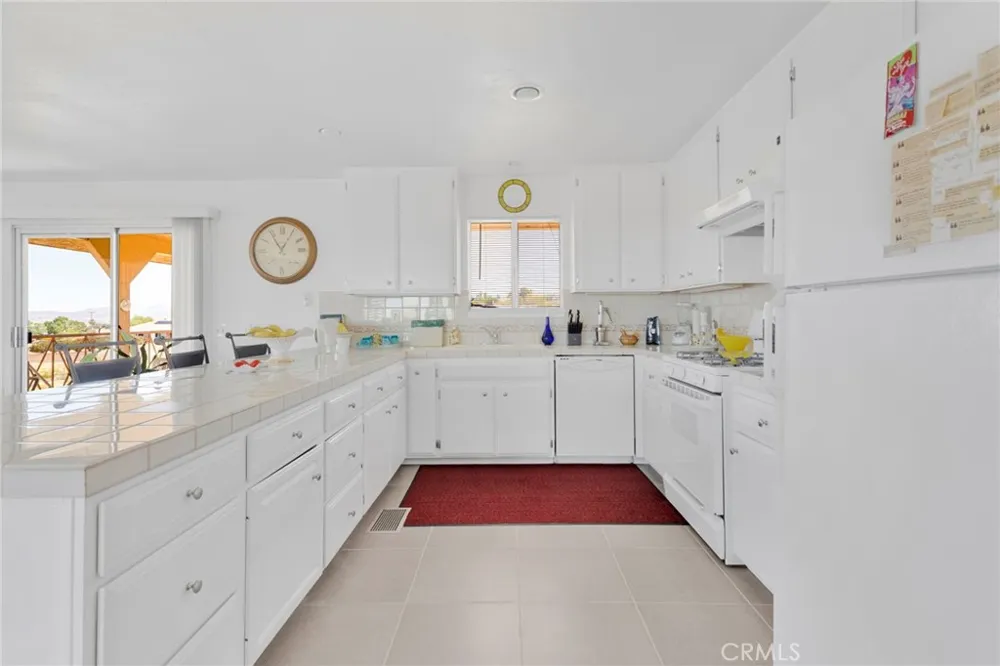 33825 P Barstow, CA 92311