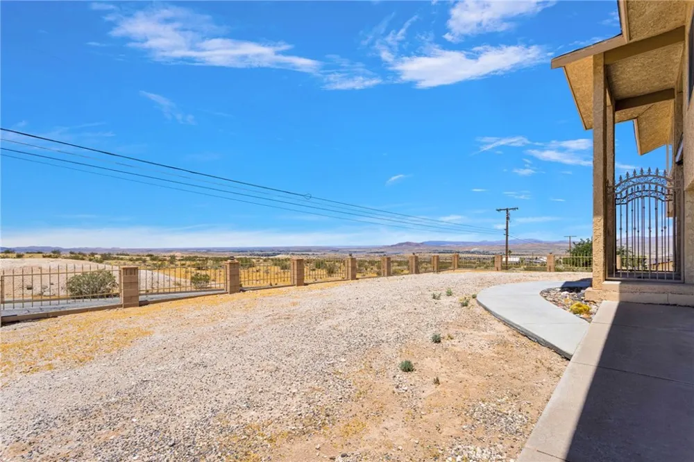 33825 P Barstow, CA 92311