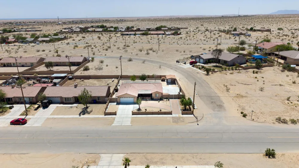 1527 Marina Drive Thermal, CA 92274