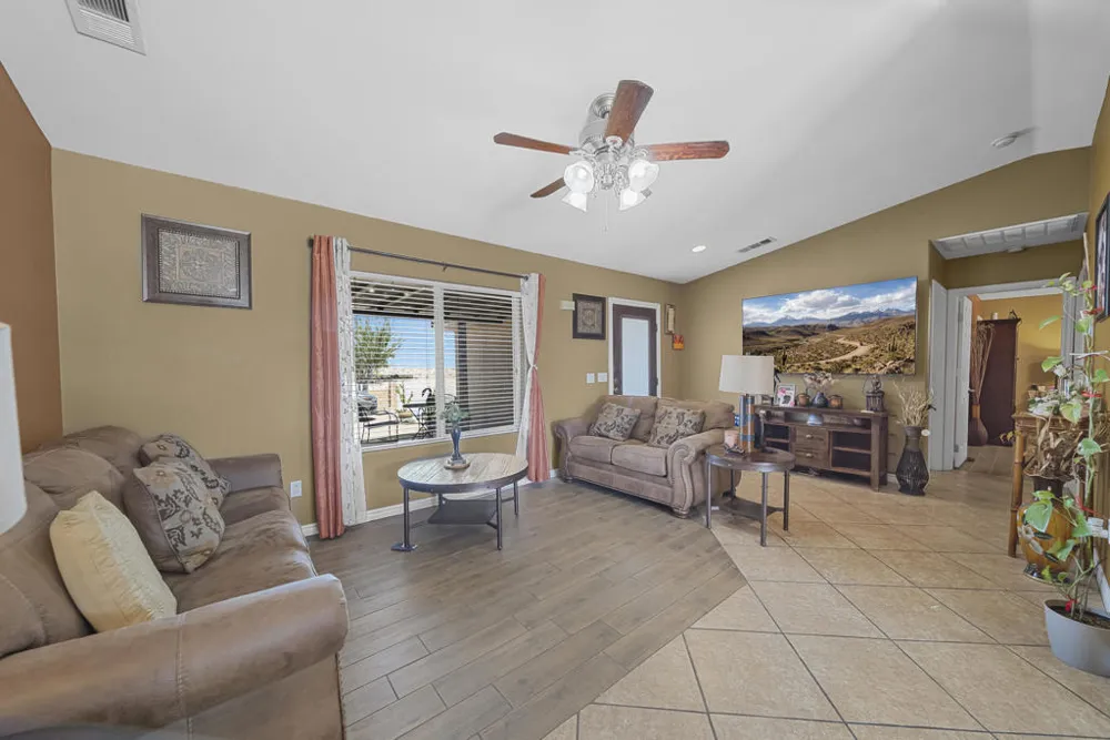 1527 Marina Drive Thermal, CA 92274