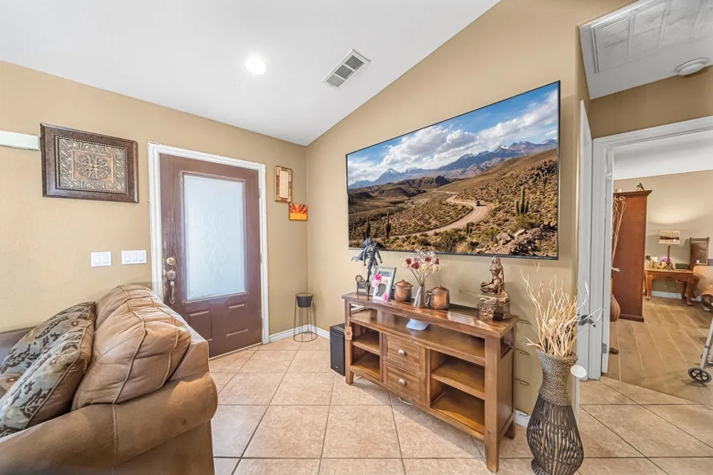 1527 Marina Drive Thermal, CA 92274
