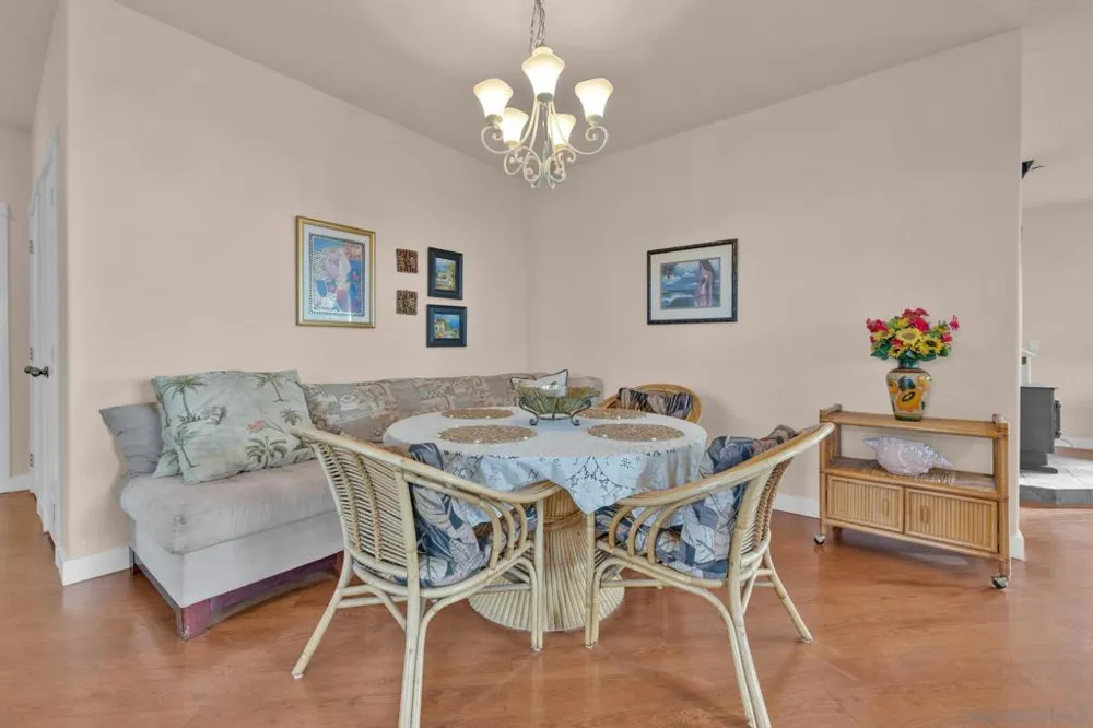 16913 Harrison Park Trl Julian, CA 92036