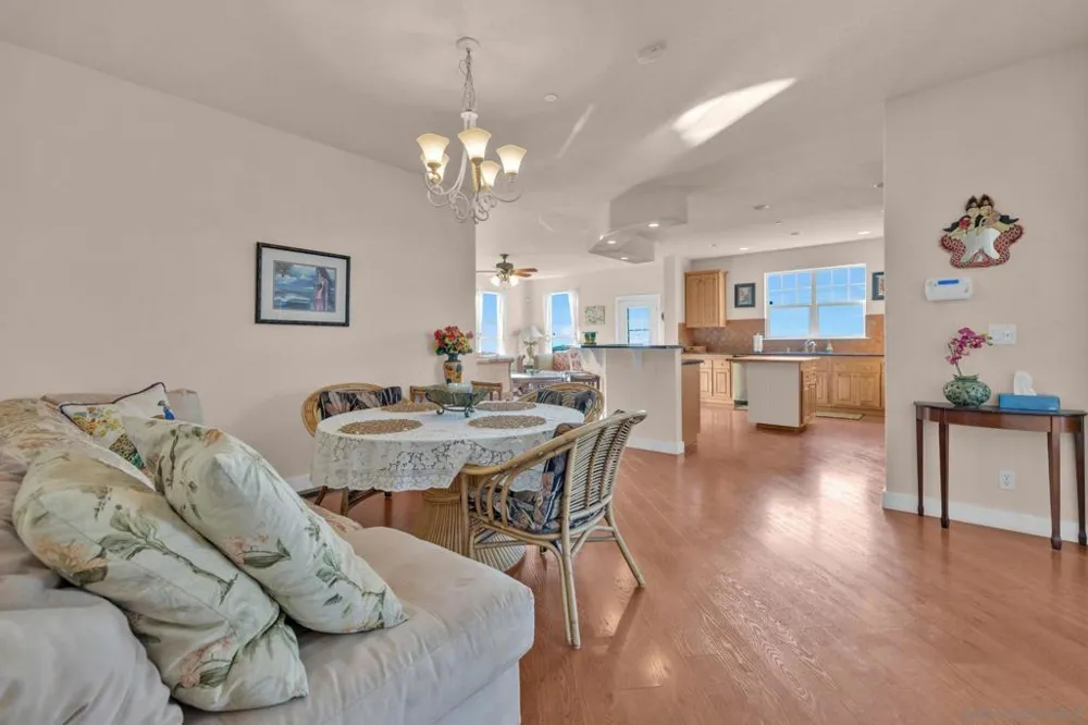 16913 Harrison Park Trl Julian, CA 92036