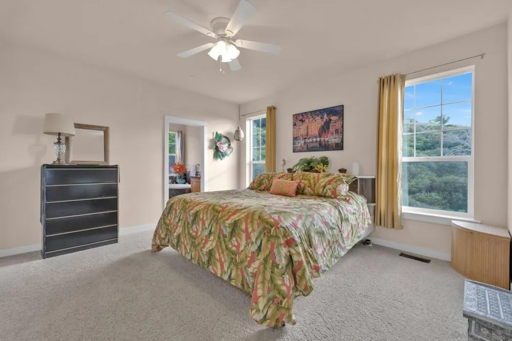 16913 Harrison Park Trl Julian, CA 92036